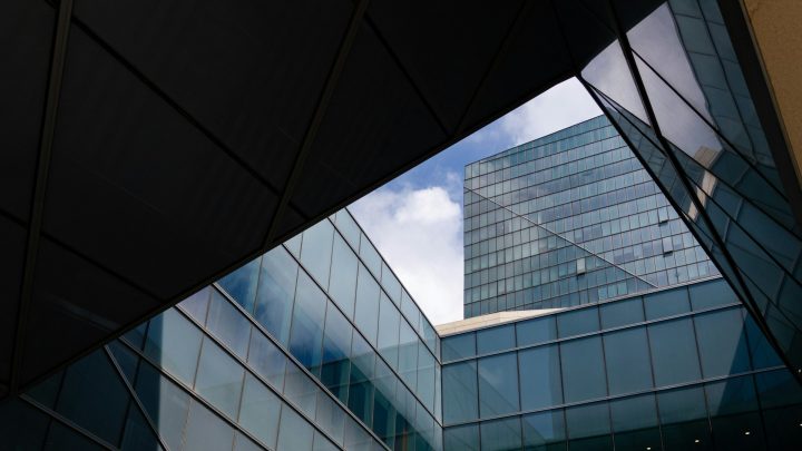 declan-sun-x1pZ2F1h8r4-unsplash